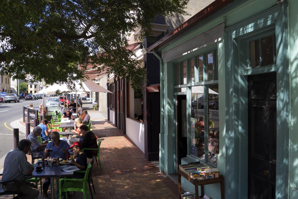 Twofourtwo Boutique Apartments Launceston Dış mekan fotoğraf