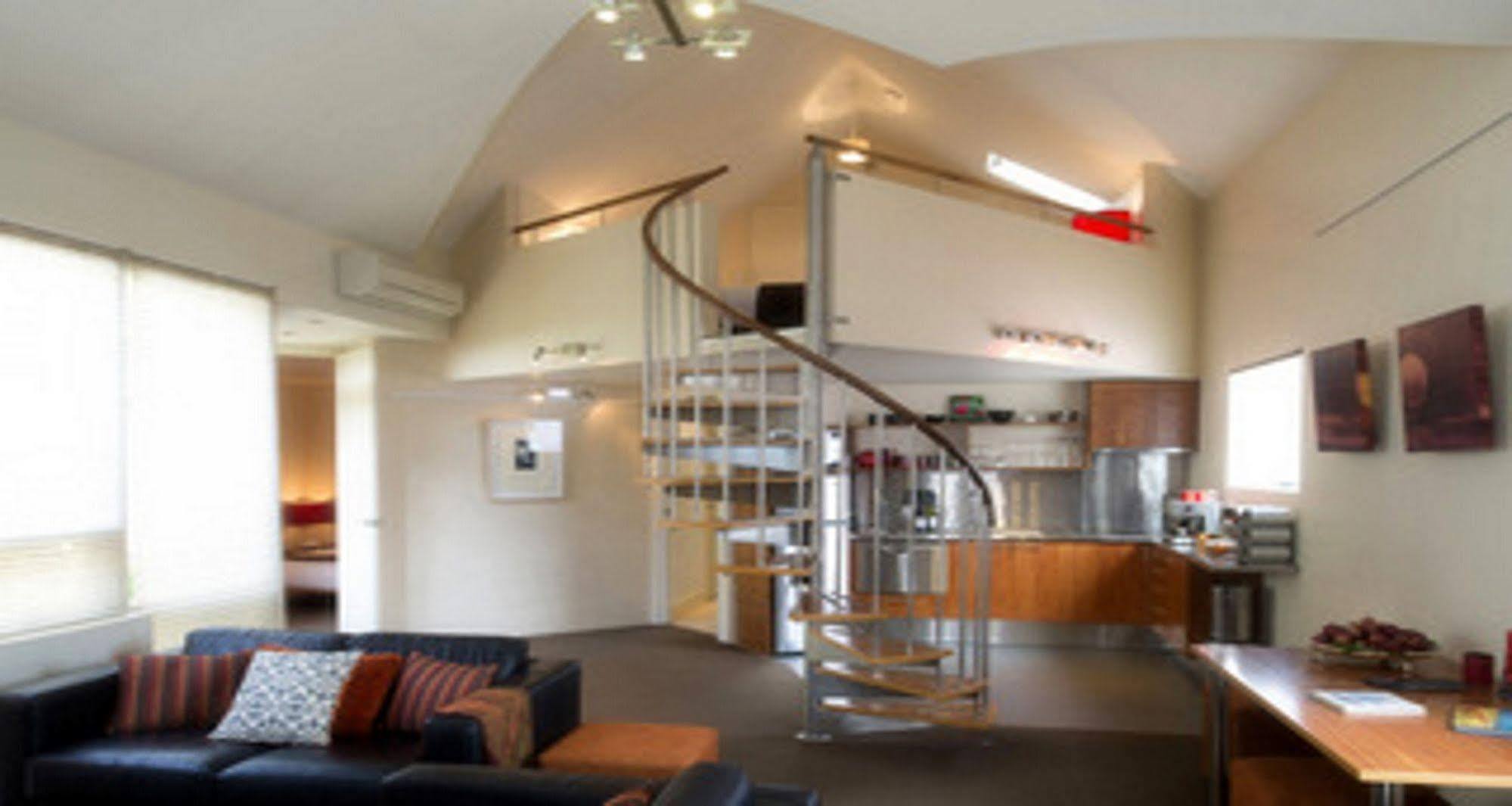 Twofourtwo Boutique Apartments Launceston Dış mekan fotoğraf